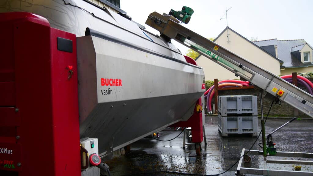 pressoir bucher vaslin en vérification pendant les mortes saisons
